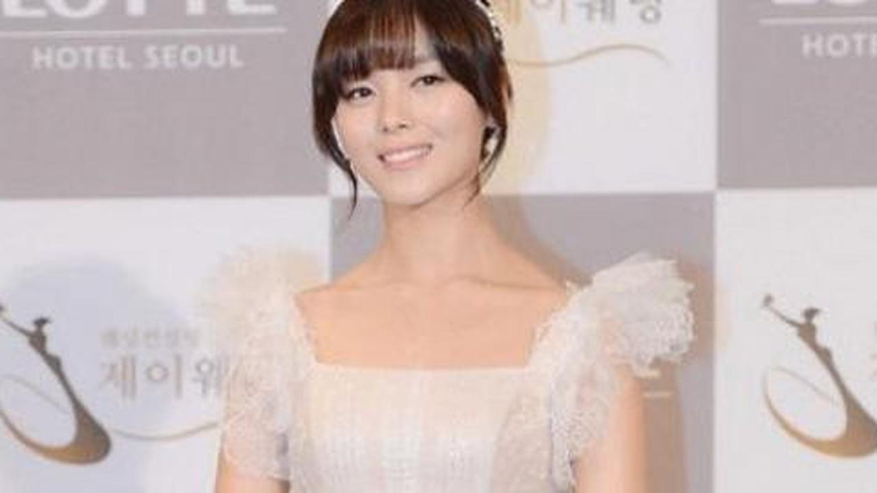 Pasca menikah, Sunye tampil lagi bersama Wonder Girls