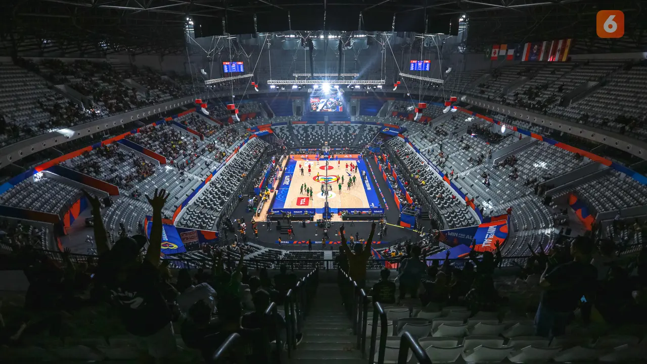 Foto: 100 Ribuan Dapat Pemandangan Sekeren Ini? Berikut Sensasi Menonton Laga Piala Dunia FIBA 2023 dari Kategori