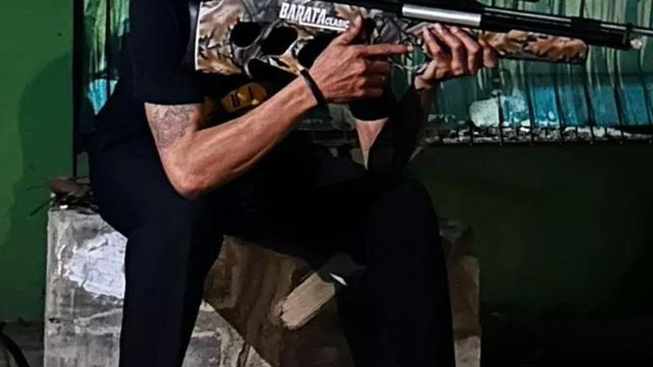 Norman Kamaru hingga saat ini cukup aktif di media sosial, terutama Instagram. Dia kerap mengunggah foto-foto aktivitasnya. Hingga saat ini, Norman Kamaru memiliki lebih dari 35 ribu followers di Instagram.