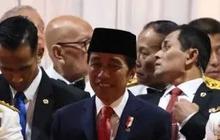VIDEO: Xanana Gusmao 'Nyerah' Dengar Dangdut Koplo, Joget di Panggung Bikin Jokowi Ngakak