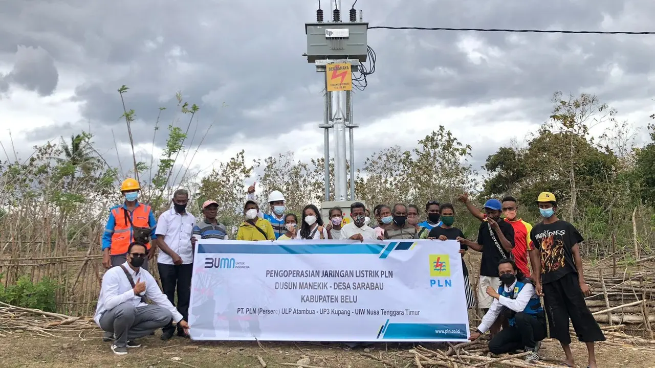 PLN memasok tenaga listrik bagi 2.678 Kepala Keluarga yang tinggal di daerah terdepan, tertinggal dan terluar (3T) di NTT. (Dok PLN)