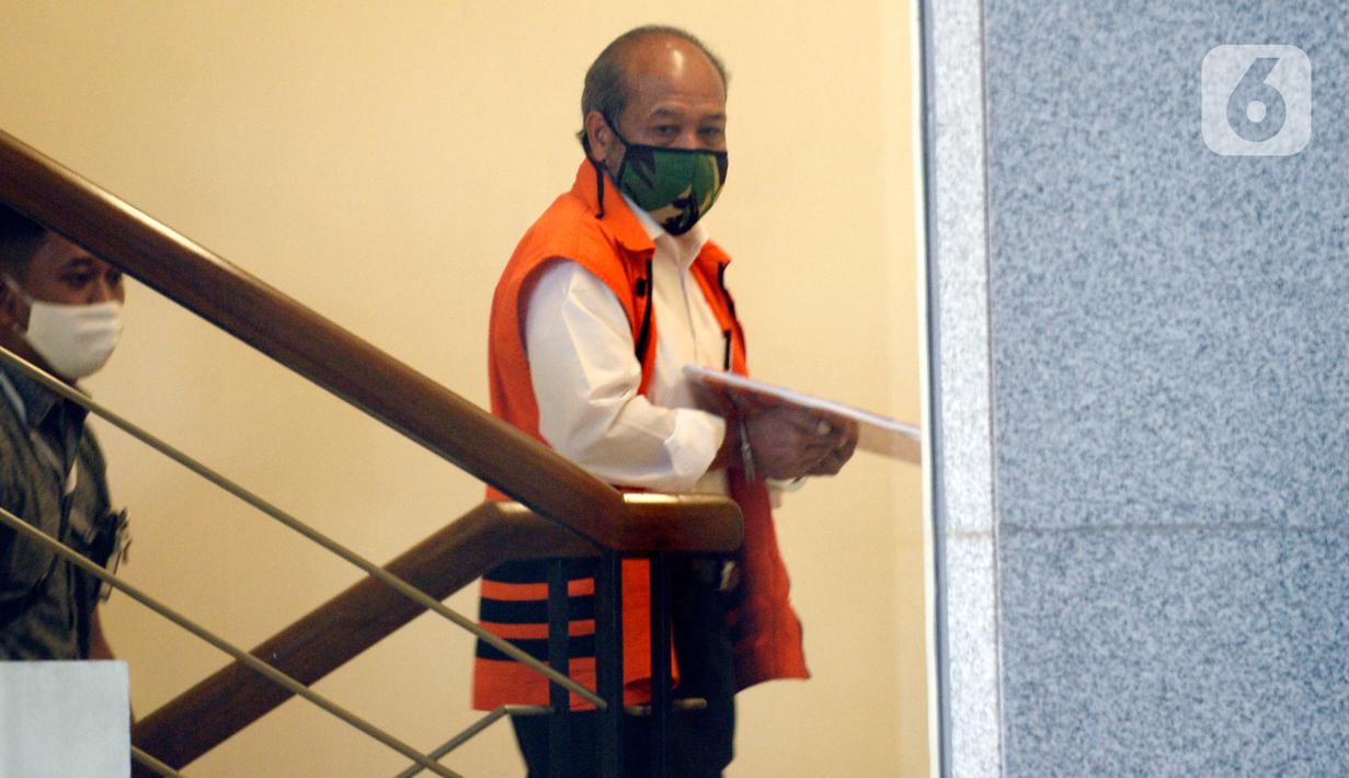 Terdakwa mantan anggota DPRD Kota Bandung, Kadar Slamet akan menjalani persidangan secara online lanjutan di Gedung KPK, Jakarta, Rabu (24/06/2020). Kadar diperiksa terkait kasus dugaan korupsi pengadaan tanah untuk RTH di lingkungan Pemerintah Kota Bandung Tahun 2012-2013. (merdeka.com/Dwi Narwoko)