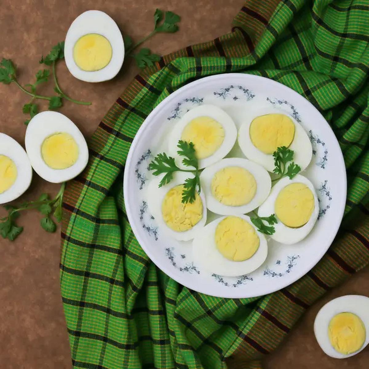 7 Tips Sederhana agar Mengupas Telur Rebus Jadi Lebih Mudah