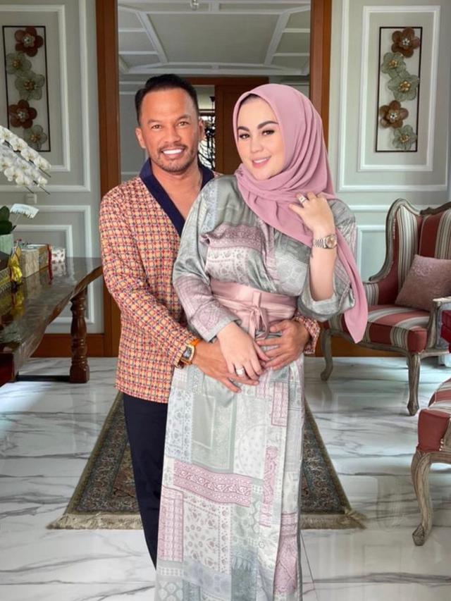 7 Potret Terbaru Jennifer Dunn dan Faisal Haris yang Masih Kerap Jadi Sorotan