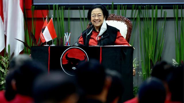 Ketua Umum DPP PDI Perjuangan (PDIP) Megawati Soekarnoputri menghadiri peringatan Hari Keselamatan Pasien Sedunia.