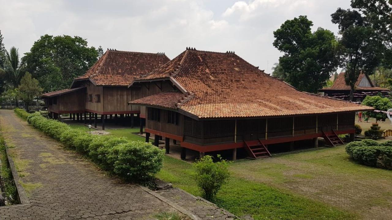 <b>Rumah Limas</b>