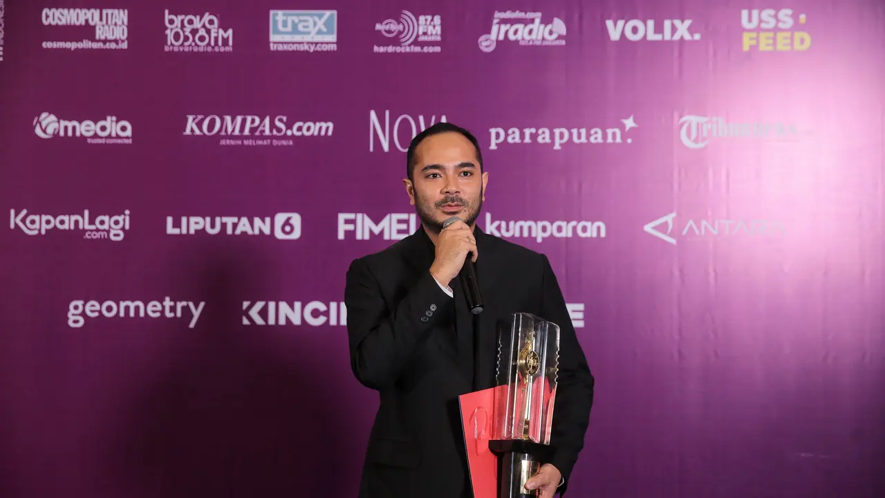 [Fimela] Marthino Lio menang Piala Citra FFI 2022