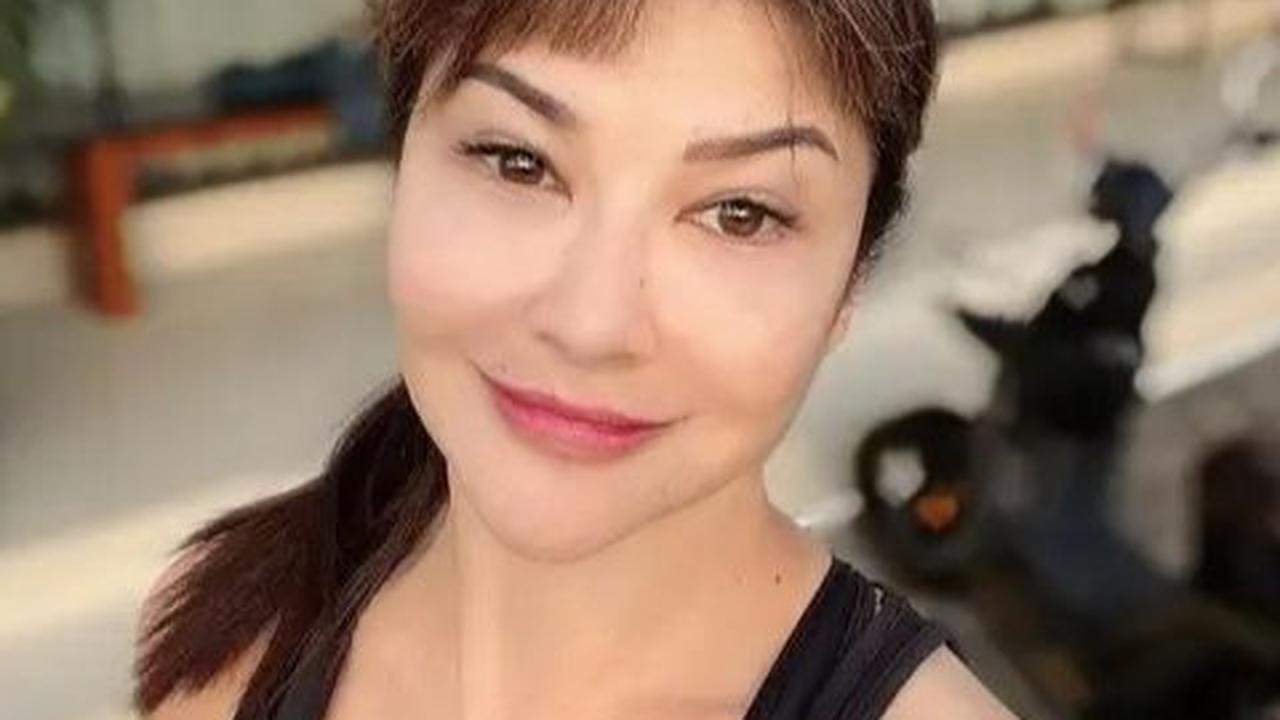Tamara Bleszynski, yang memulai karier pada tahun 1990-an, kini lebih dikenal sebagai pemilik warung makan Teh Manis.