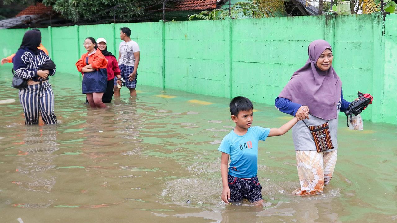 Jakarta Dikepung Banjir
