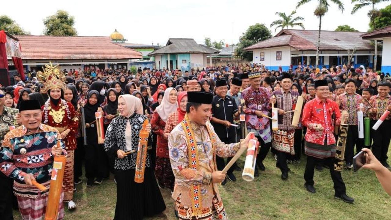 Kekuhan: Bupati Lampung Barat Resmikan Sistem Peringatan Dini Bencana Berbasis Kearifan Lokal