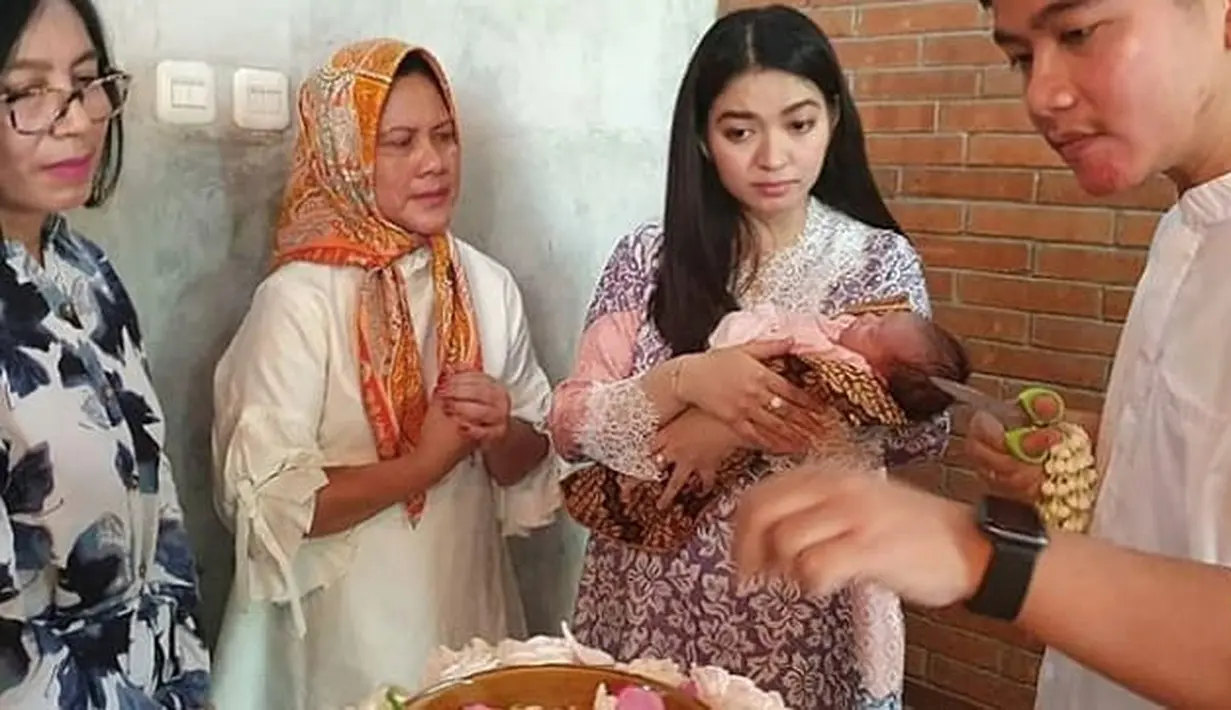 Cucu Ketiga Presiden Jokowi (Instagram/janethes_story)