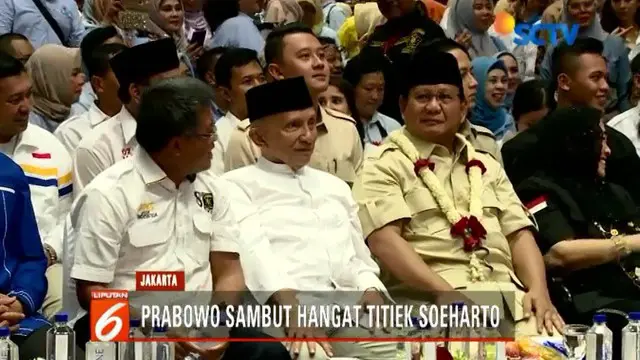 Acara pembekalan relawan dihadiri sejumlah politikus partai pendukung, di antaranya Presiden PKS Shohibul Umam, Ketua Dewan Pertimbangan PAN Amien Rais, dan Ketua Badan Pemenangan Prabowo-Sandi Joko Santoso.