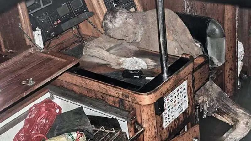 Petualang Ditemukan Menjadi Mummi di Kapal Pesiarnya Sendiri