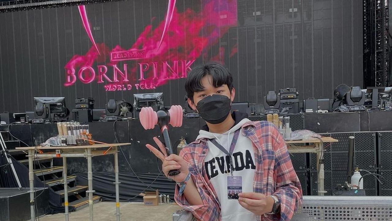 Aktif Menjadi Fanboy K-Pop