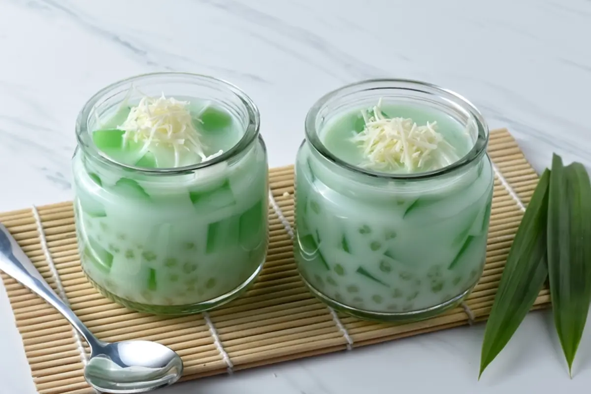 es buko pandan kelapa muda