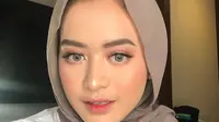 Woro Widowati, YouTuber yang kerap meng-cover lagu hits berbahasa Jawa. (Dok. Instagram/@worow0ro)