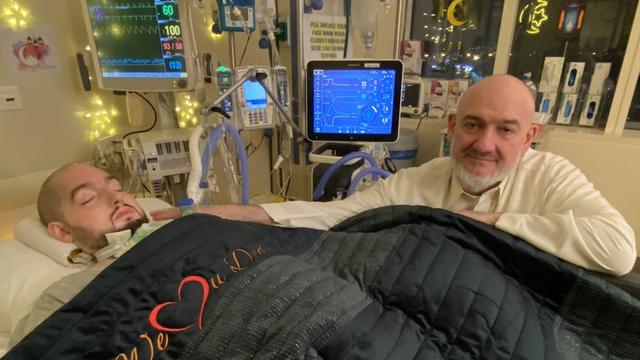 Prince Al Waleed bin Khaled with his dad. (Twitter/@Rima_Talal)