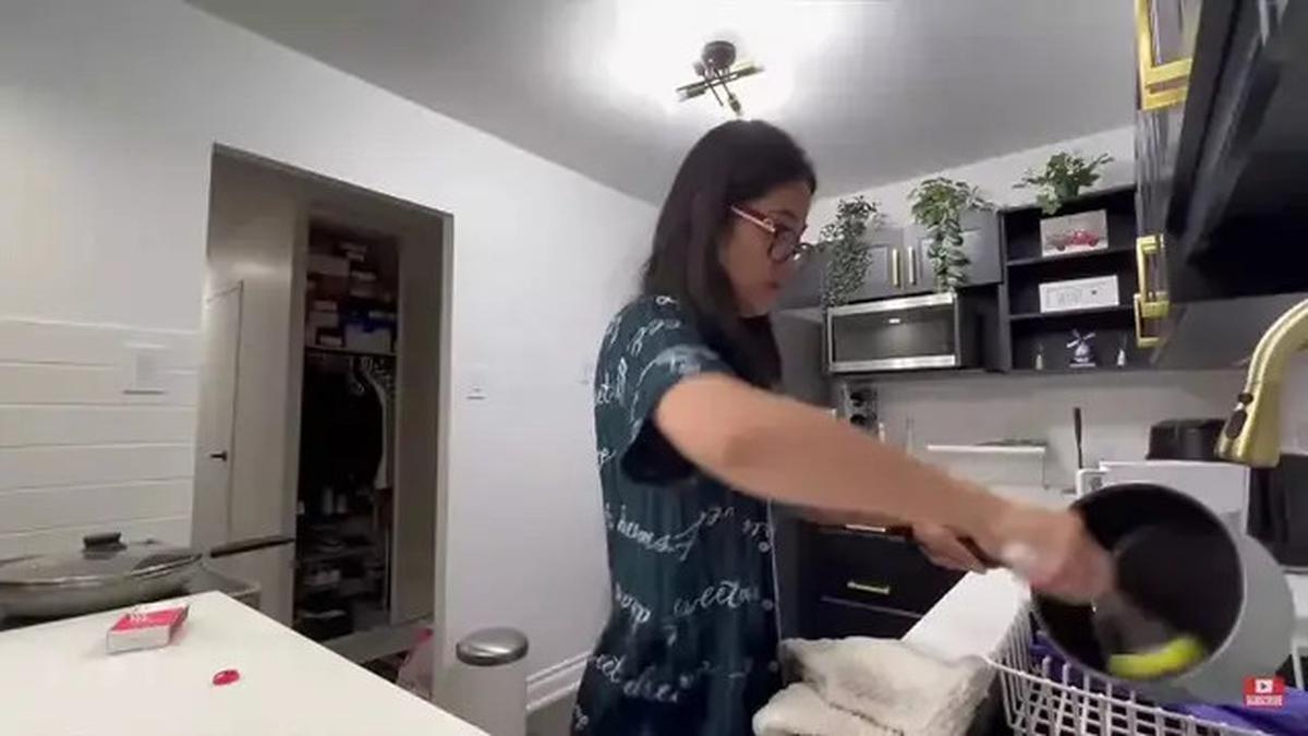 Potret Dapur Modern Gisela Cindy di Apartemennya di Kanada, Punya Model Minimalis