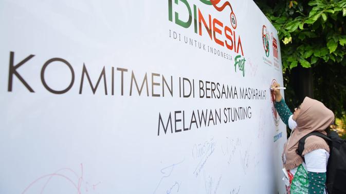 Komitmen Pengurus Besar Ikatan Dokter Indonesia (PB IDI) dalam memerangi stunting. Stunting bisa terjadi karena kurangnya asupan protein saat bayi berada dalam janin (Foto: Istimewa)