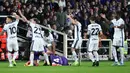 Akibat insiden itu, laga Fiorentina dan Inter Milan pada pekan ke-14 Liga Italia 2024-2025 di Stadio Artemio Franchi pada Minggu (1/12/2024) harus ditunda karena kondisi darurat. (AFP/Tiziani Fabi)