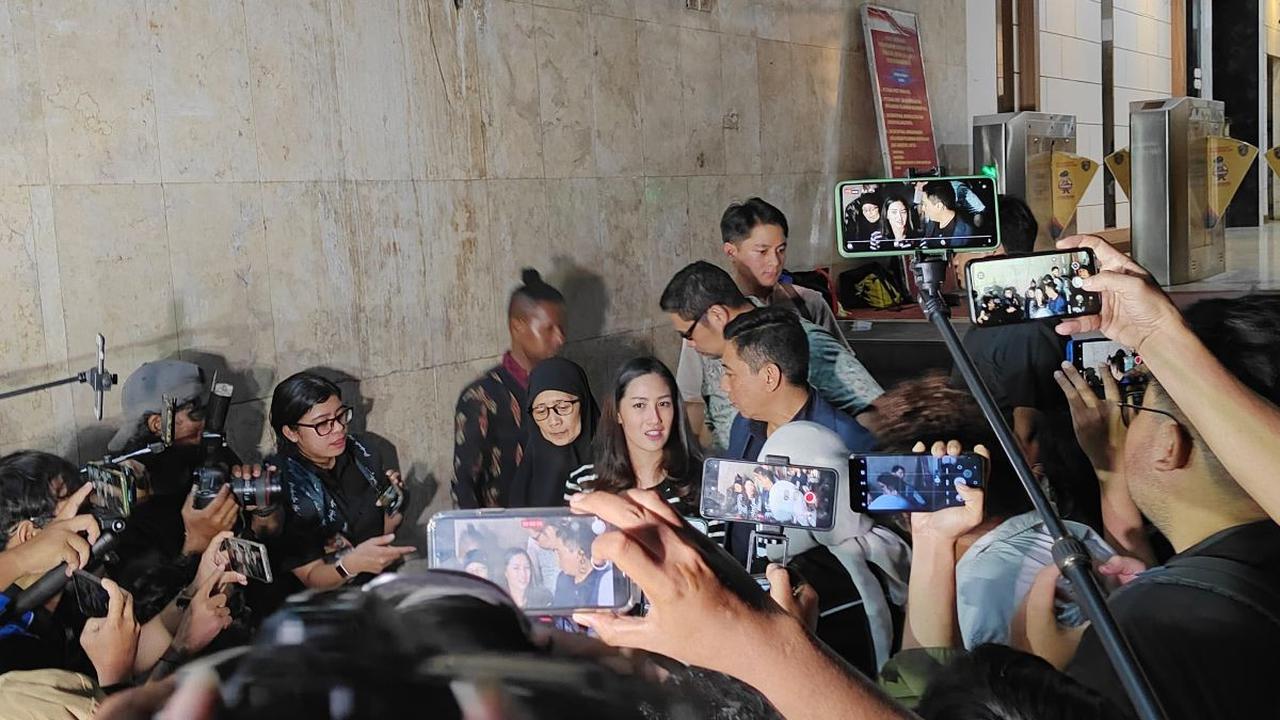 Di saat bersamaan Ristya juga membela YA, sosok kepercayaan Tamara.<br>