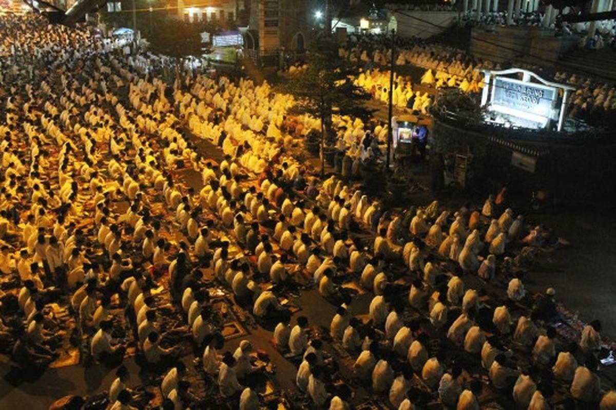 Berdoa bersama menyambut tahun baru 1437 Hijriah