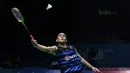 Ekspresi Khosit Phetpradab saat mengembalikan ke arah Tommy Sugiarto  pada babak pertama Indonesia Open 2018 di Istora Senayan, Jakarta, (4/6/2018). Tommy menang 20-22 21-10 21-16.  (Bola.com/Nick Hanoatubun)