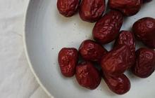 Mengolah Kurma Jadi Sirup, Minuman Manis dan Segar untuk Berbuka Puasa