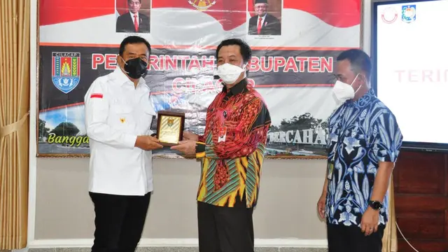 Sosialisasi Program Pertashop di Ruang Gadri, Rumah Dinas Bupati Cilacap. (Foto: Liputan6.com/Kominfo Cilacap)