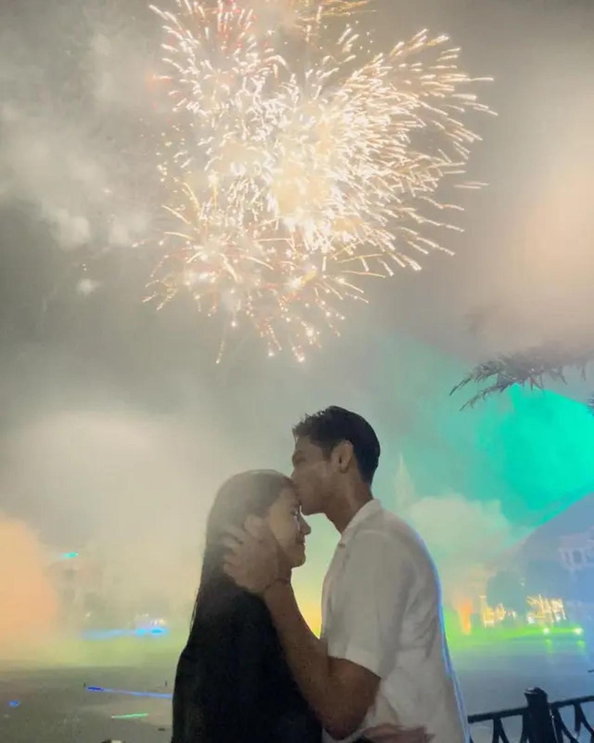 10 Artis Rasakan Tahun Baru 2025 Perdana Sebagai Pasutri, Terbaru Delia Septianti