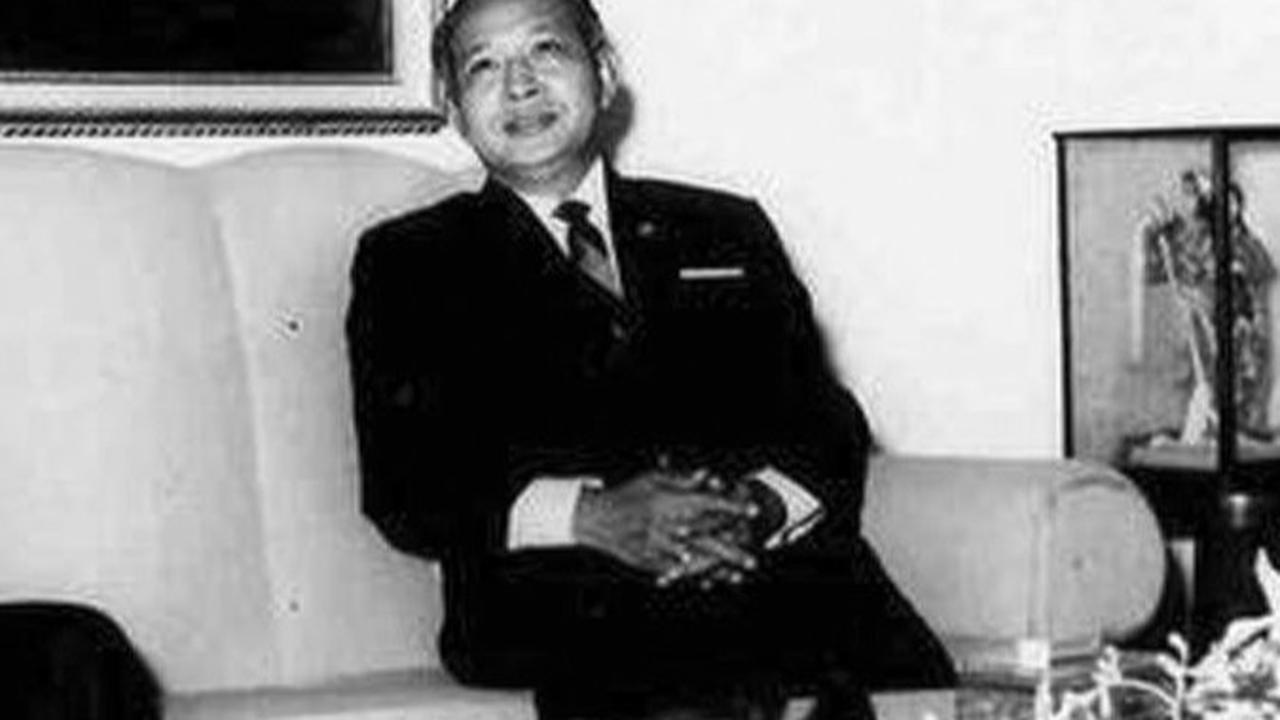 Raja Faisal berkunjung ke Indonesia 47 tahun sebelum Raja Salman. (Soeharto.co)