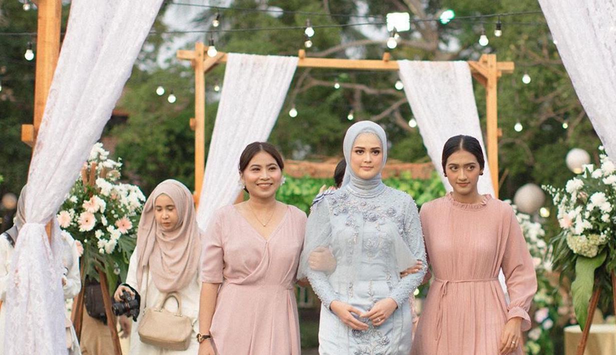 FOTO: 7 Momen Bahagia Cut Meyriska dan Roger Danuarta saat ...