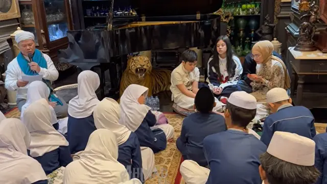 Momen Perayaan Ultah Shafeea Ahmad ke-15