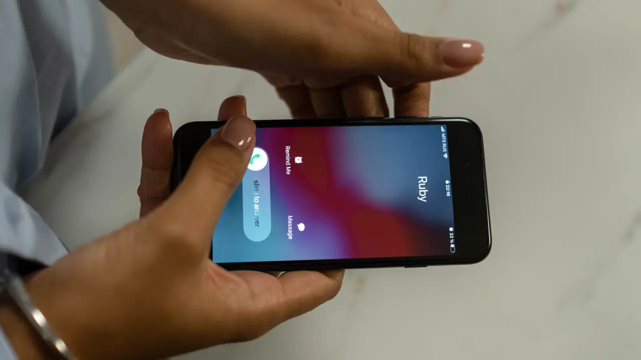 Orang Jarang Mengangkat Telepon Menurut Psikologi