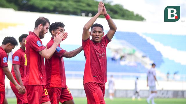 Foto: Aroma Nostalgia dalam Laga Arema FC melawan Madura United di BRI Super League 2025/2026, Derby Jawa Timur Berakhir Imbang