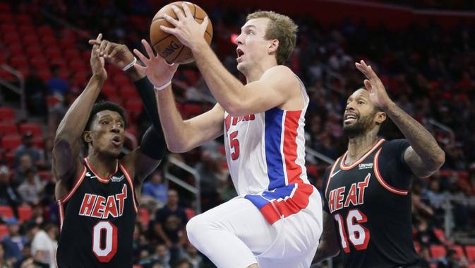 Foto Detroit Pistons Taklukkan Miami Heat Page 1 Nba Bola Com