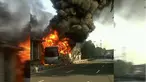 Sebuah bus Transjakarta terbakar di kawasan Salemba, Jakarta Pusat, Jumat (3/7/2015). Kobaran api tampak membakar bus gandeng berwarna abu-abu itu, bahkan api juga menyambar bagian halte. (twitter.com/FaisalRizalical)