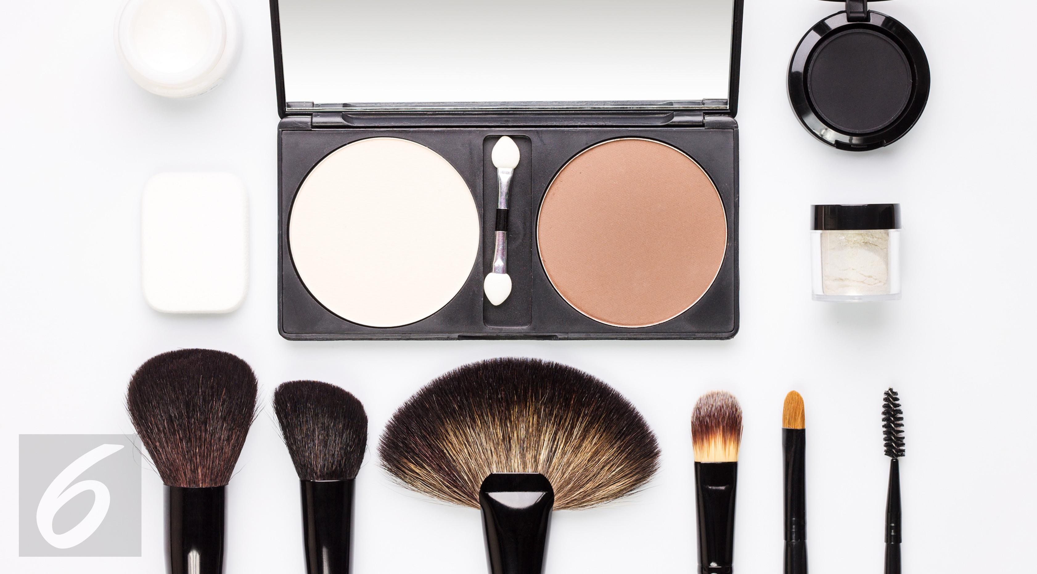 Ilustrasi Foto Kuas Makeup (iStockphoto)