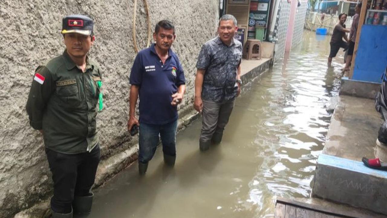 Terdampak Banjir Rob Sejak Pekan Lalu, Warga 4 Desa di Tangerang Mulai Terserang Penyakit dan Butuh Bantuan