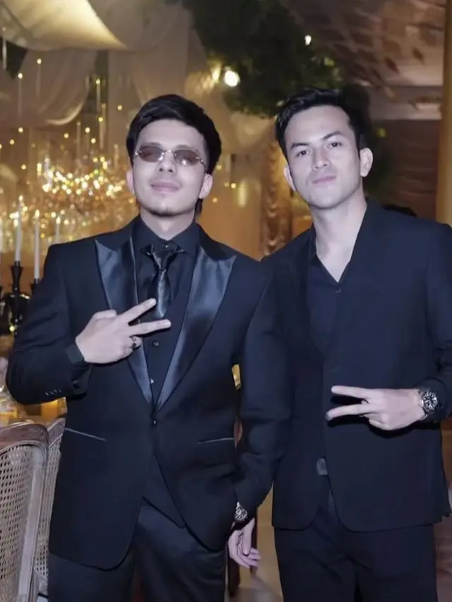 Rizky Nazar Hadir di Resepsi Al Ghazali dan Alyssa Daguise.