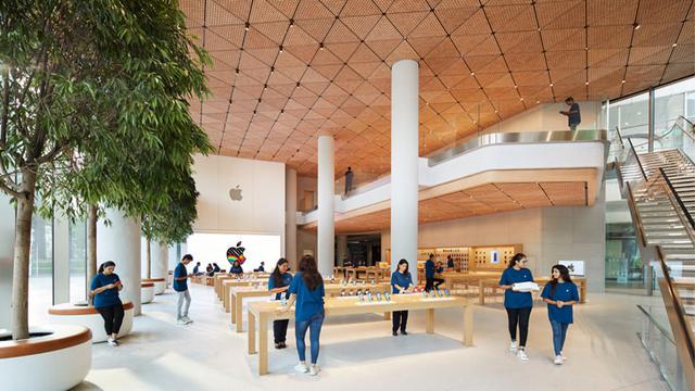 Apple Store pertama di India (Apple)