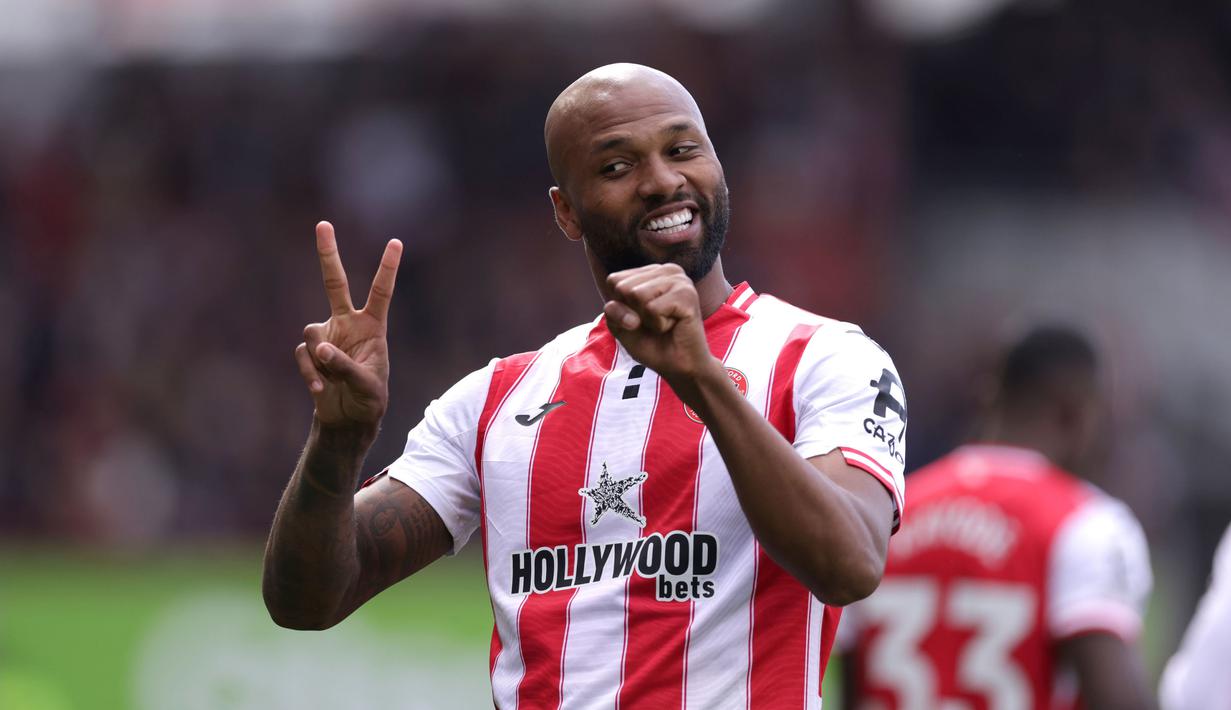 Igor Thiago mencatatkan namanya sebagai pencetak brace dalam laga tersebut. Thiago kembali sukses membobol gawang Everton pada menit ke-76. (AP Photo/PA/Steven Paston)