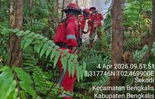 Karhutla Bengkalis: Manggala Agni Terkendala Sumber Air, Kerahkan Alat Berat dan Water Bombing