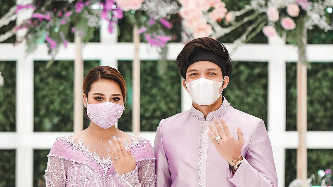 Lamaran Atta Halilintar dan Aurel Hermansyah. (Foto: Instagram @attahalilintar)