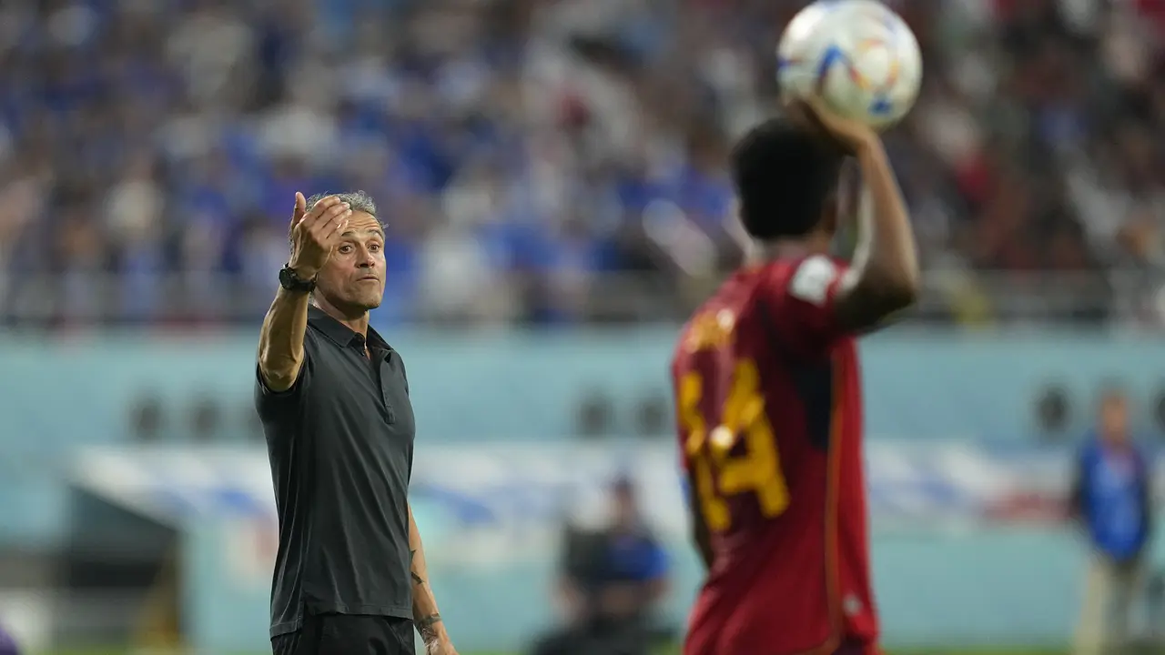 Luis Enrique - Spanyol - Piala Dunia 2022 - 2 Desember 2022