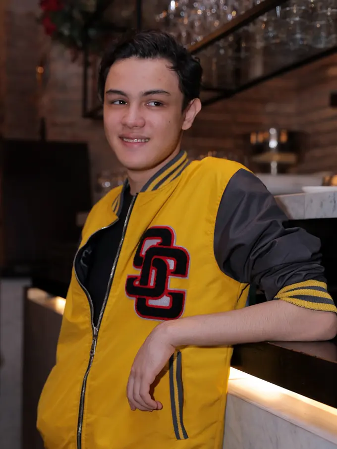 [Bintang] Shawn Adrian