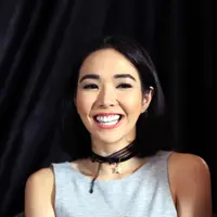 Meski ada adegan berpelukan dengan Ernest Prakasa, Gading Marten selaku suami juga tidak merasa cemburu. Ia hanya menakankan pada Gisela Anastasia untuk melakukan dengan maksimal. (Nurwahyunan/Bintang.com)