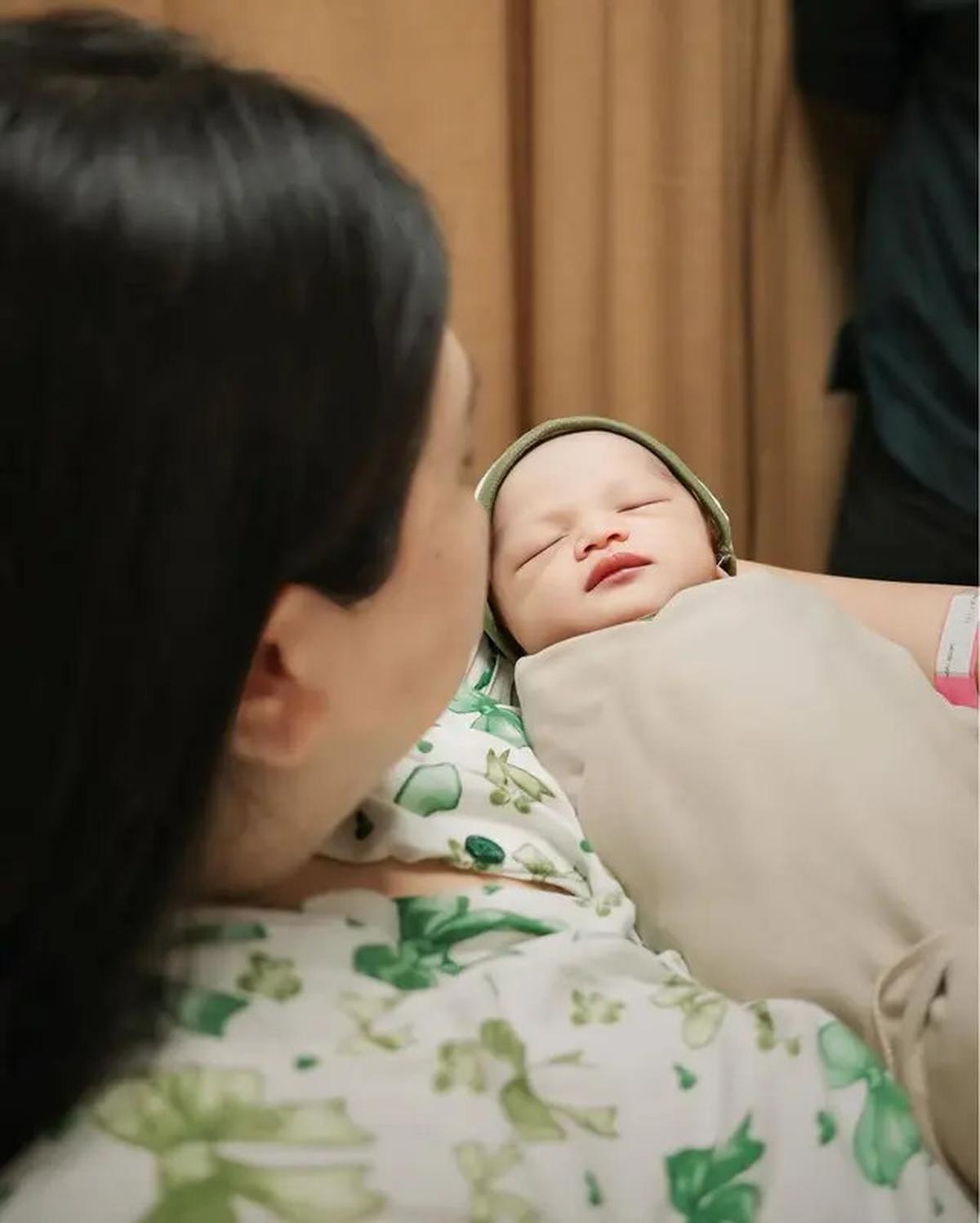 Potret Clarissa Putri Melahirkan Anak Pertama, Perjuangan yang Tidak Akan Dilupakan
