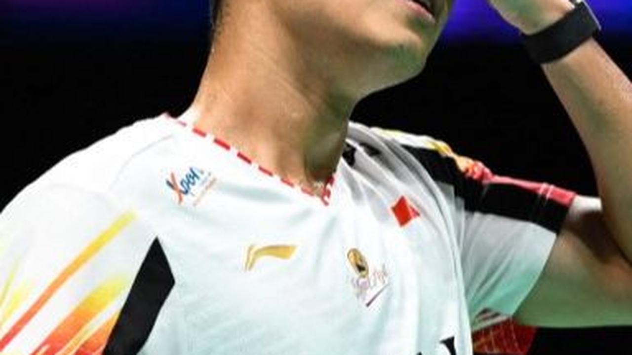 Melawan Shi Yuqi, Anthony banyak kehilangan poin dari kesalahan sendiri. Di akhir laga, dia pun harus menyerah dengan skor 17-21, 6-21.