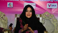 Istri almarhum Ustad Jefri Al Buchori ini, mengaku siap untuk menyebarkan pesan hidup sehat sebagai Duta Anti-Aging. Jakarta, (20/5/14) (Liputan6.com/Miftahul Hayat)